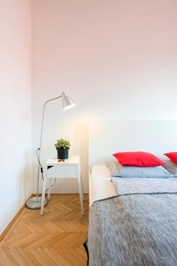 New Design Apartment By Gozsdu Court Будапеща Екстериор снимка